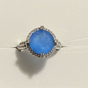 RG48090 On The Fragrant Breeze